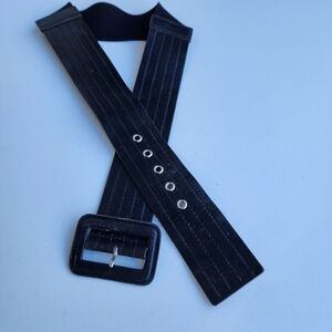 Black Belt Bag with Textured Fabric and Adjustable Size